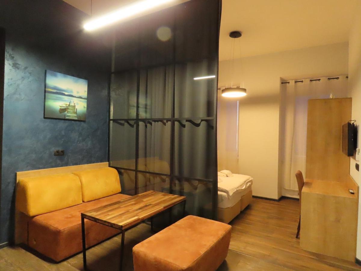 2Br Loft Apartment Near Liberty Square Tbilisi Eksteriør billede